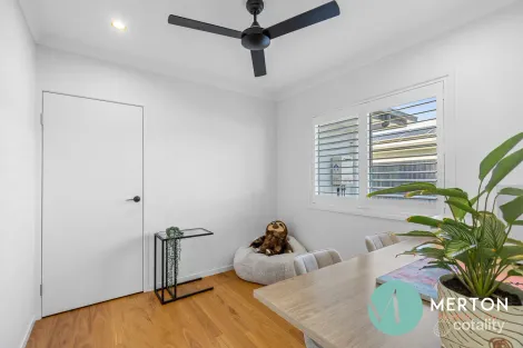 Property photo of 7 Cambridge Circuit Southside QLD 4570