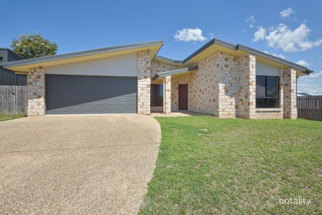 Property photo of 8 Leslie Street Clinton QLD 4680