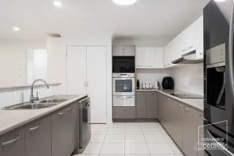 Property photo of 7 Creekside Sippy Downs QLD 4556