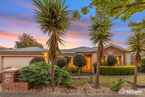 Property photo of 23 Glenview Rise Berwick VIC 3806