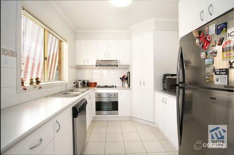 Property photo of 2 Parry Court Carrum Downs VIC 3201