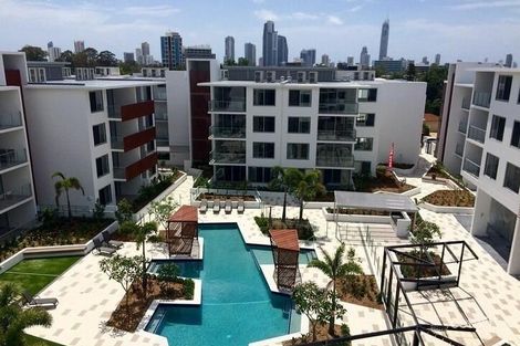 4210/1-7 Waterford Ct, Bundall, QLD 4217