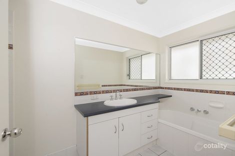Property photo of 3 Cheltenham Place Forest Lake QLD 4078