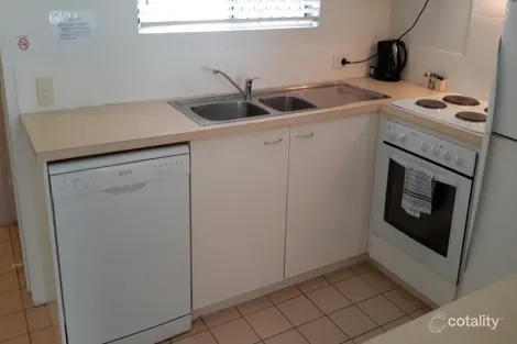 Property photo of 2/13 James Street Noosaville QLD 4566