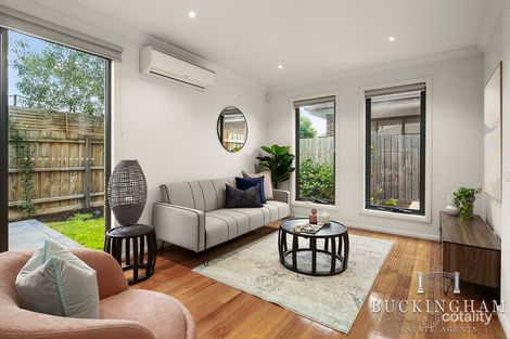 Property photo of 2/30 Curtis Avenue Watsonia VIC 3087