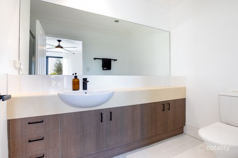 Property photo of 26/6 Fifth Avenue Burleigh Heads QLD 4220