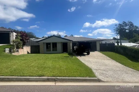 5 Hoop Pine Cct, Maudsland, QLD 4210