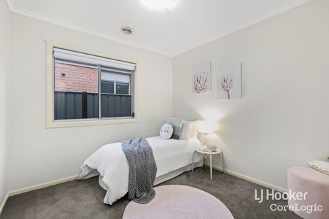 Property photo of 17 Archibald Chase Point Cook VIC 3030