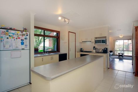 Property photo of 2 Brolga Place South Morang VIC 3752