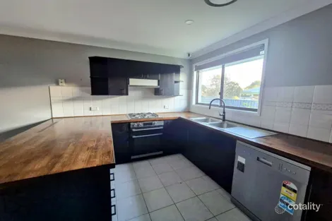 Property photo of 21 Titania Place Cranebrook NSW 2749