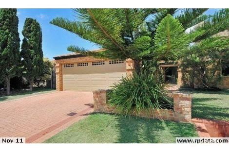 9 Paradise Cct, Halls Head, WA 6210