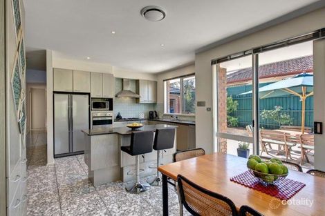 Property photo of 36 Headingley Road Mount Waverley VIC 3149