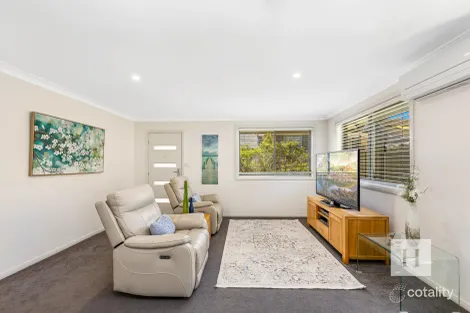 Property photo of 4/86 Minnamurra Road Gorokan NSW 2263
