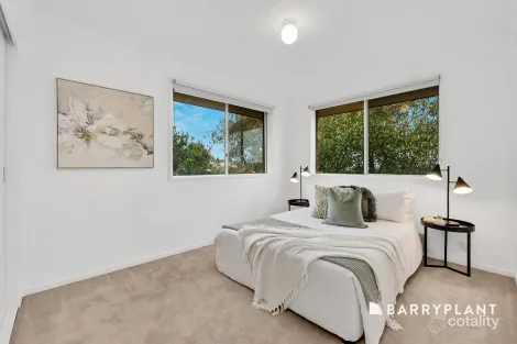 Property photo of 10 Egerton Grove Epping VIC 3076