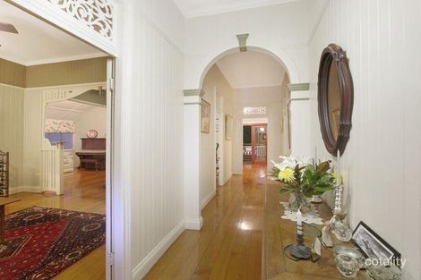 Property photo of 40 Harris Street Hawthorne QLD 4171