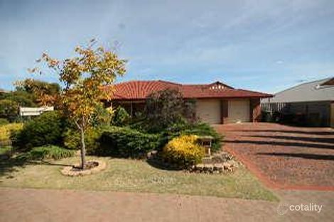 17 Pegasus Dr, Woodcroft, SA 5162