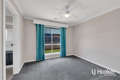 Property photo of 2 Bellis Place Brookfield VIC 3338