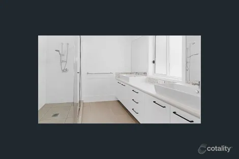 Property photo of 10 Baines Court Pimpama QLD 4209