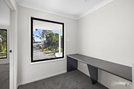 Property photo of 37 Kauri Boulevard Victoria Point QLD 4165