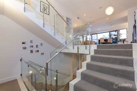 Property photo of 96 Central Avenue St Lucia QLD 4067