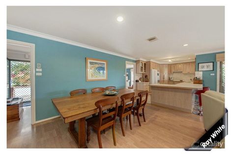 9 Punch Pl, Monash, ACT 2904