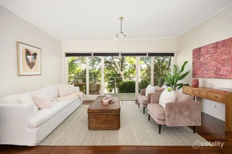 Property photo of 32 Alkina Street Kenmore QLD 4069