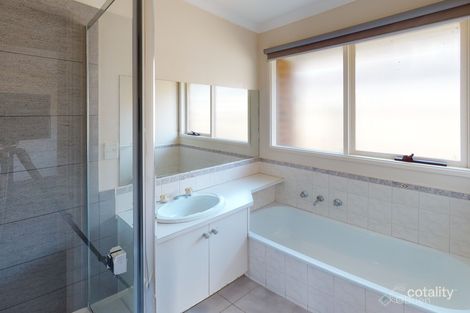 Property photo of 452 Centre Road Berwick VIC 3806