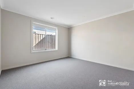 Property photo of 19 Echuca Avenue Eynesbury VIC 3338