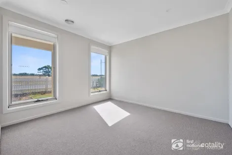 Property photo of 19 Echuca Avenue Eynesbury VIC 3338