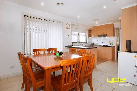 Property photo of 6 Snowdon Close Keilor Downs VIC 3038