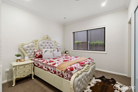 Property photo of 28 Server Avenue Jordan Springs NSW 2747