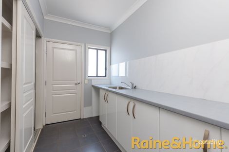 55 Lakeside Cct, Dubbo, NSW 2830