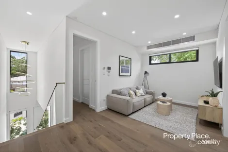 Property photo of 17E Wainwright Avenue Padstow NSW 2211