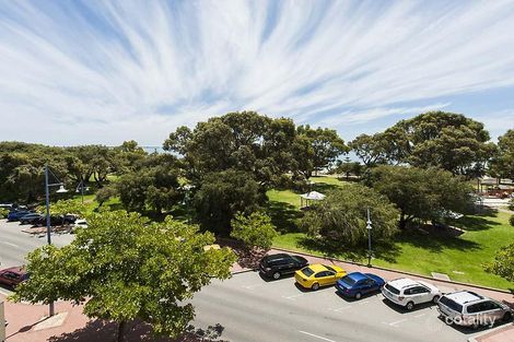 Property photo of 12/59 Rockingham Beach Road Rockingham WA 6168