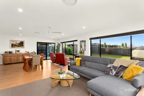 Property photo of 5 Matchless Avenue Goulburn NSW 2580