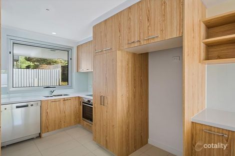 Property photo of 3 Serle Lane Hawthorn VIC 3122