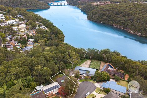 Property photo of 35 Grandview Crescent Lugarno NSW 2210