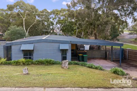 Property photo of 2 Aldridge Drive Sunbury VIC 3429