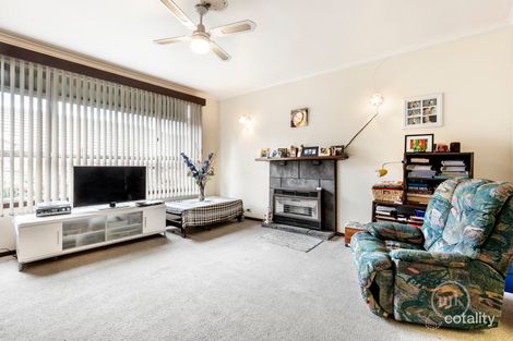 Property photo of 36 Beaconsfield Road Briar Hill VIC 3088