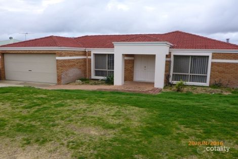 61 Rutherglen Cir, Kinross, WA 6028