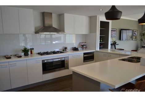 Property photo of 16 Barker Boulevard Glen Iris WA 6230