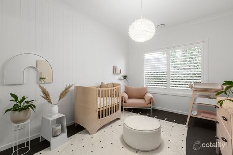 Property photo of 19 Rowling Street Fraser Rise VIC 3336