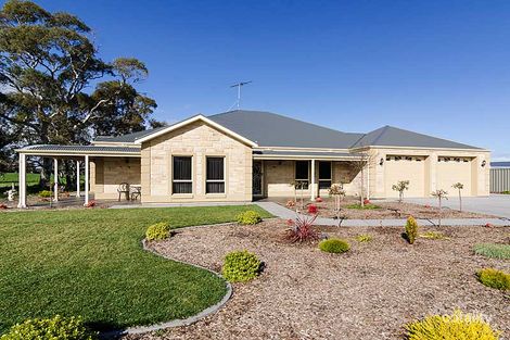 Property photo of 4 Catt Drive Strathalbyn SA 5255