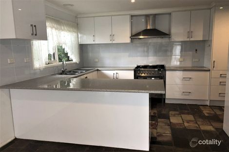 Property photo of 38 Lightwood Crescent Meadow Heights VIC 3048