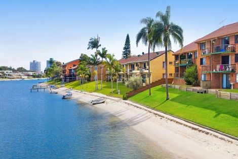 14/33-35 Duet Dr, Mermaid Waters, QLD 4218