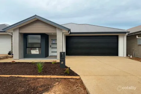3 Young Ct, Munno Para West, SA 5115