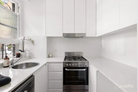 Property photo of 2/2 McDonald Street Potts Point NSW 2011