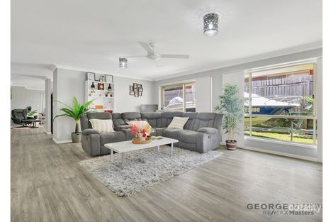 Property photo of 5 Warburton Close Forest Lake QLD 4078