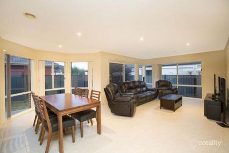 Property photo of 29 May Gibbs Circle Point Cook VIC 3030