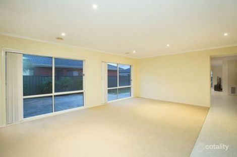 Property photo of 29 May Gibbs Circle Point Cook VIC 3030